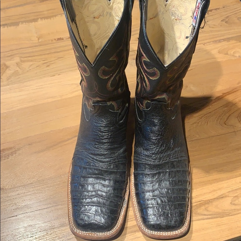 Black Cowboy Boots